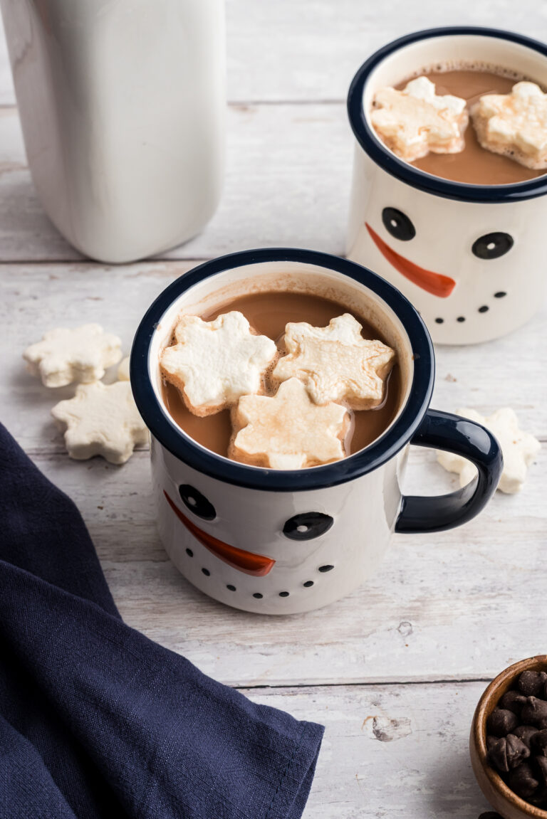 Protein hot chocolate in a mug with marshmallows on top.